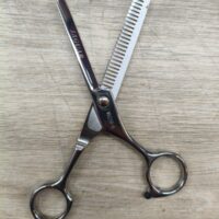 TIJERA VOLUMEN DENTADO WH216