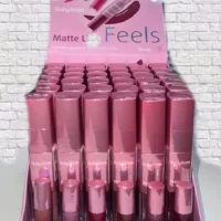 RUBY ROSE FEELS LABIAL LIQUIDO EN BARRA MATTE 2EN1 HB-8608